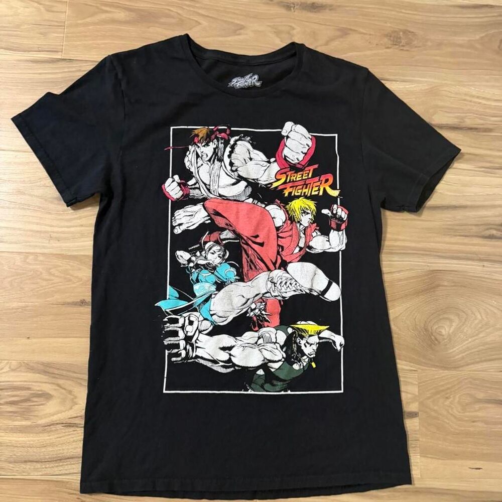 Black Street Fighter video game graphic tee big print size small